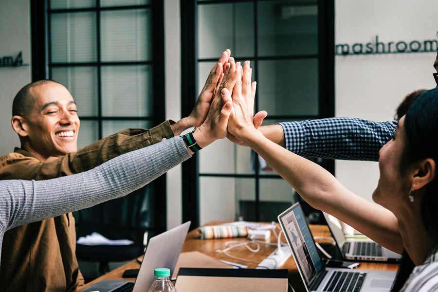 4 Work Contest Ideas to Promote Company Morale